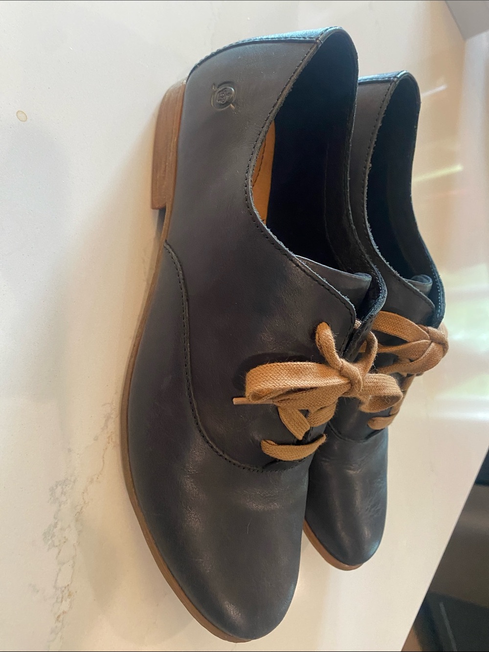 Born Gila Leather Oxfords - Picture 3 of 4